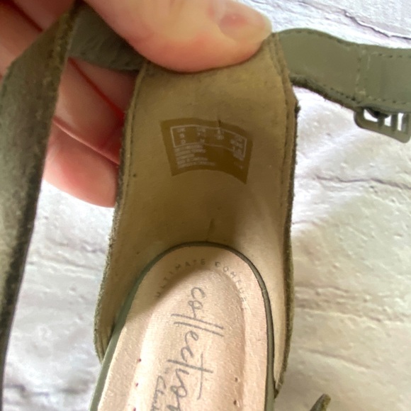 Clarks Olive Suede Abigail Sun Fringe Wedges - Picture 2 of 10